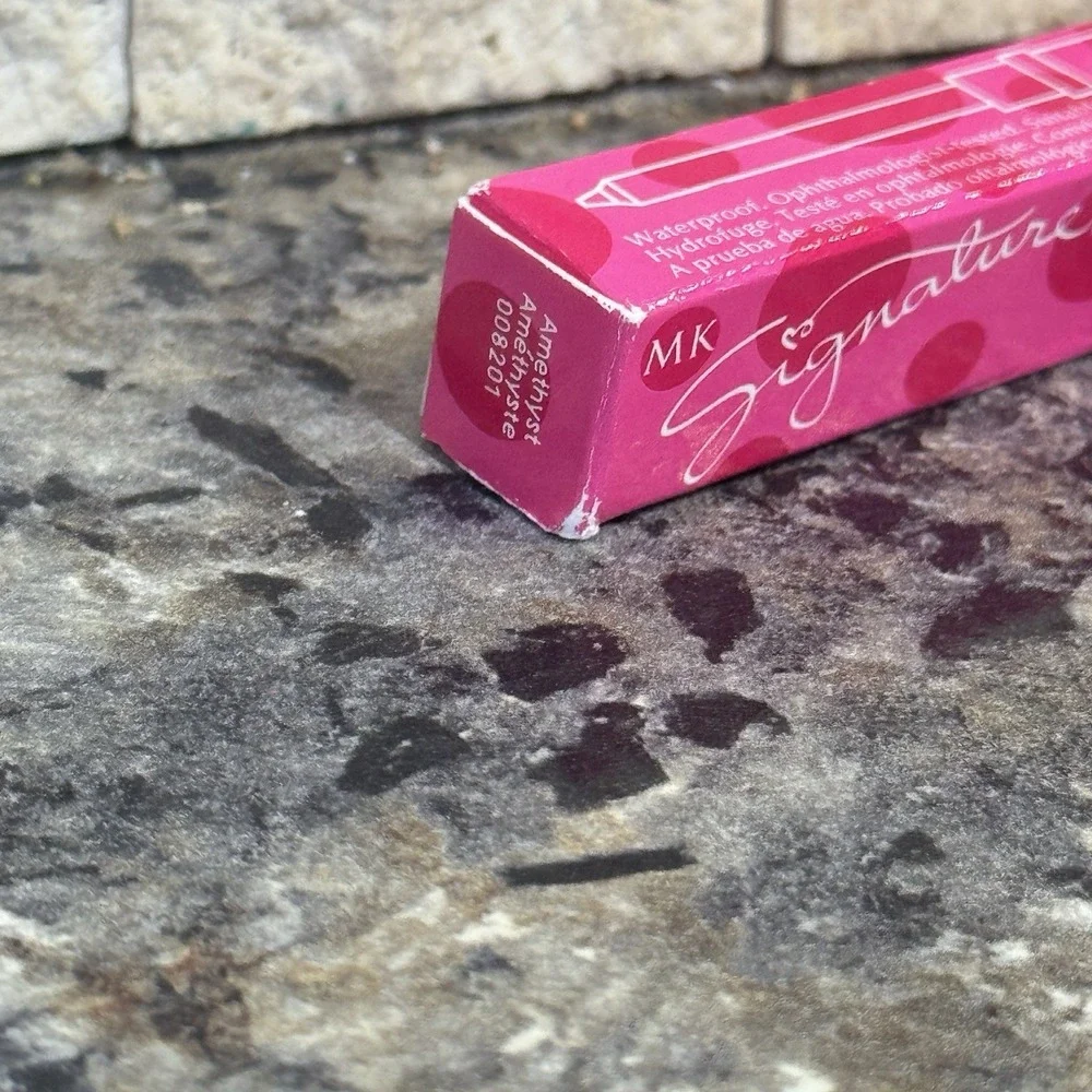 Mary Kay Signature Eyeliner AMETHYST‎ .01 oz. 008201 New In Box